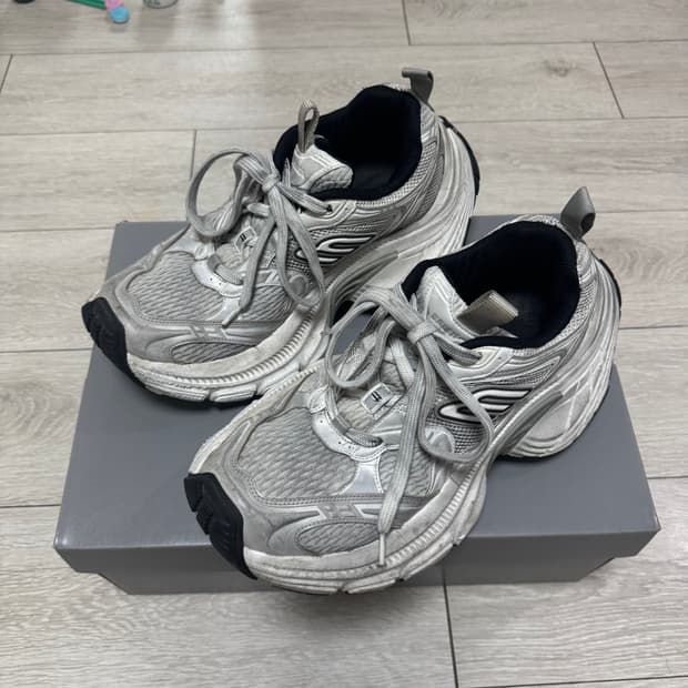 [43]발렌시아가 10XL 화이트 그레이