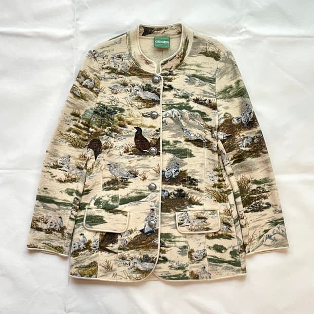 GEIGER 가이거 오스트리아 타페스트리 노카라 자켓 가디건