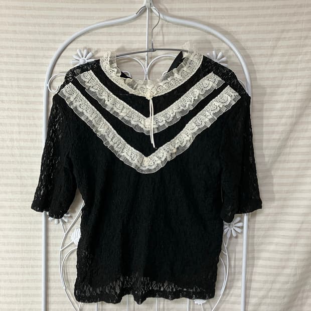 블랙 레이스 진주 블라우스608