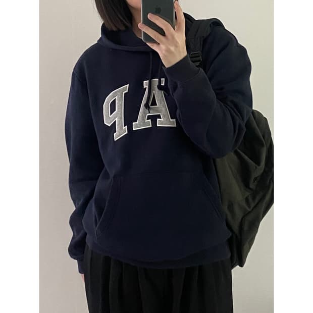 갭 후드티