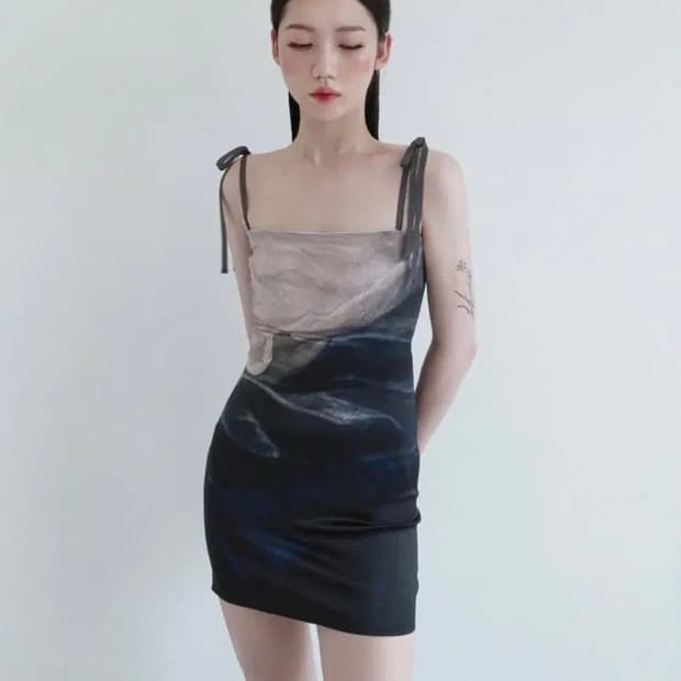 달링유어배드 새틴 미니 드레스 웨이브