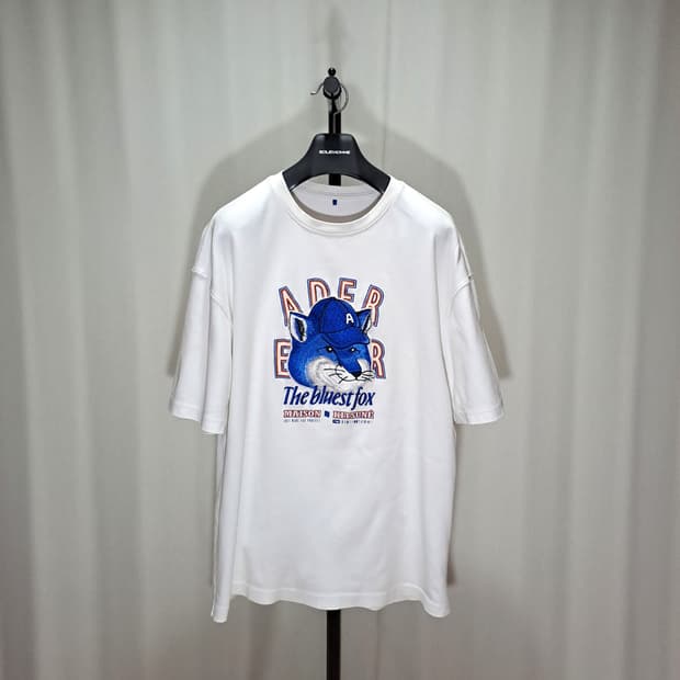 (택포) 아더에러 메종키츠네 폭스 티쳐스 반팔 화이트 A3 B547