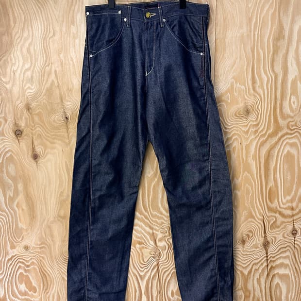 리바이스 엔지니어드 데님 팬츠