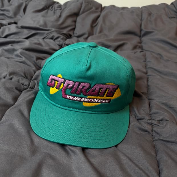 L'ART DE L'AUTOMOBILE KAR 모자