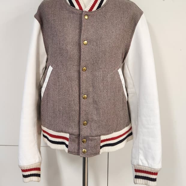 톰브라운 바시티자켓 XS (90-95)