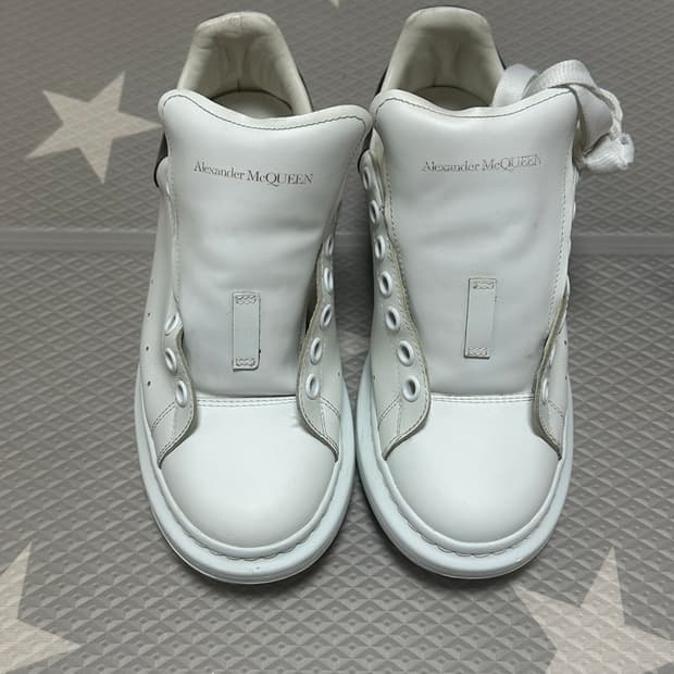 알렉산더 맥퀸 260 사이즈