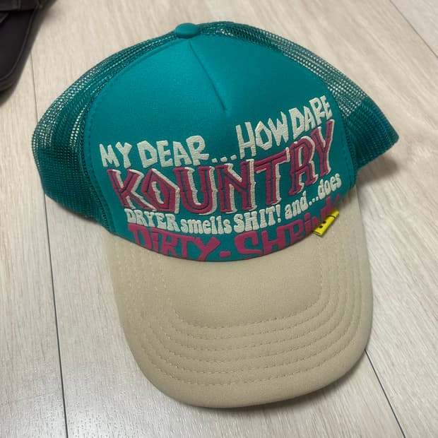 캐피탈 트러커 캡