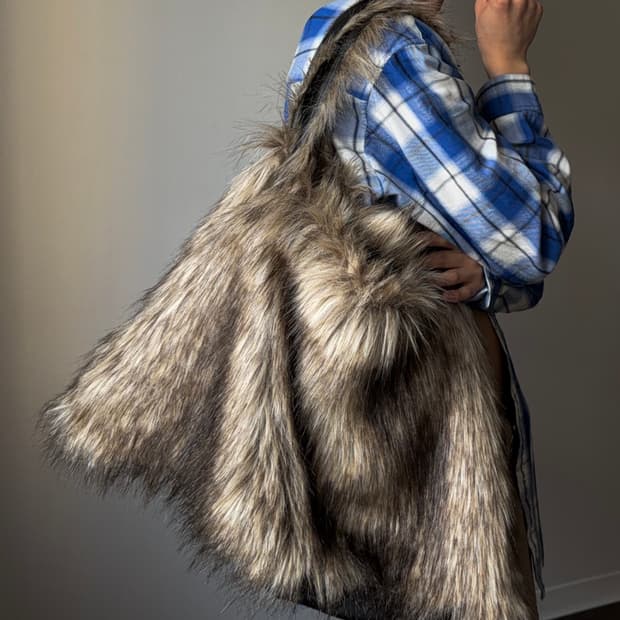 TAAE 002 폭스 퍼 빅 백