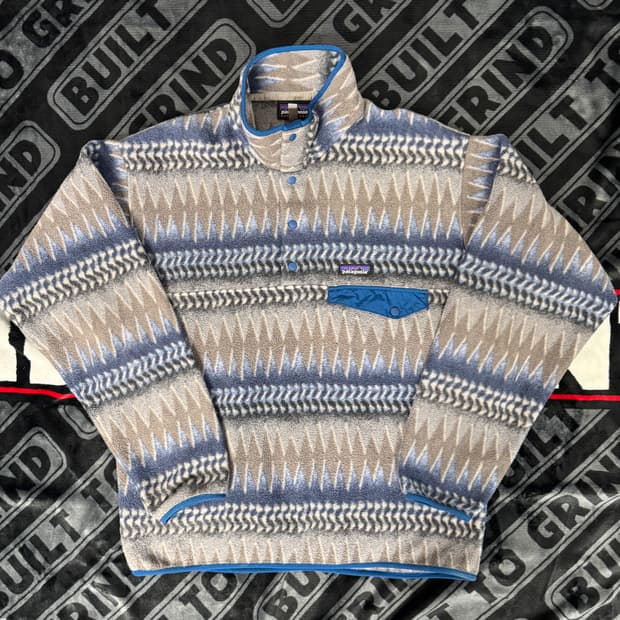 파타고니아 신칠라 스냅 티 풀 오버 러핑 워터 블루