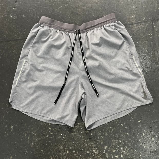 105 나이키 러닝 반바지 