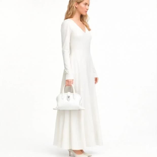 분크(Vunque) 미니 화이트 토트백 