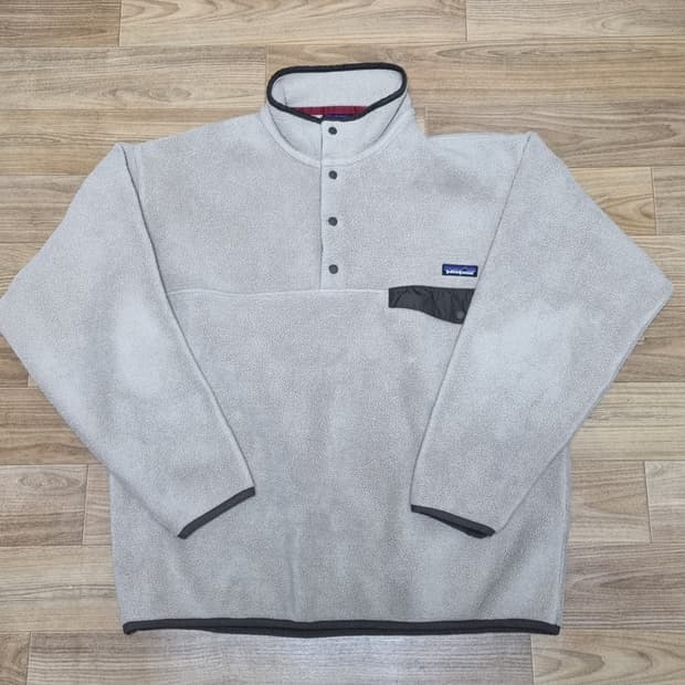 파타고니아 신칠라 L 탄 베이지