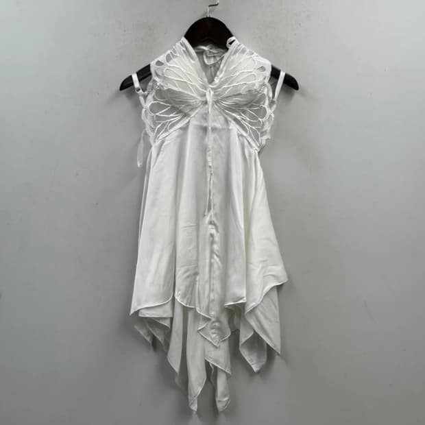 빈티지 나비 자수 블라우스 슬리브리스