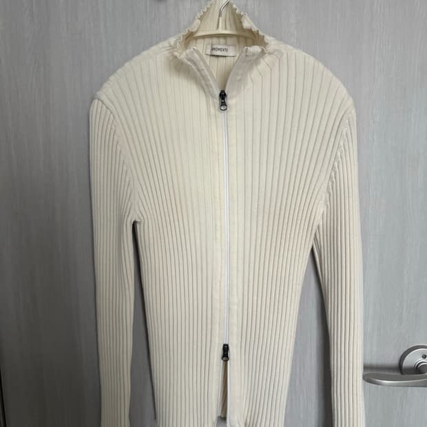 아모멘토 니트집업