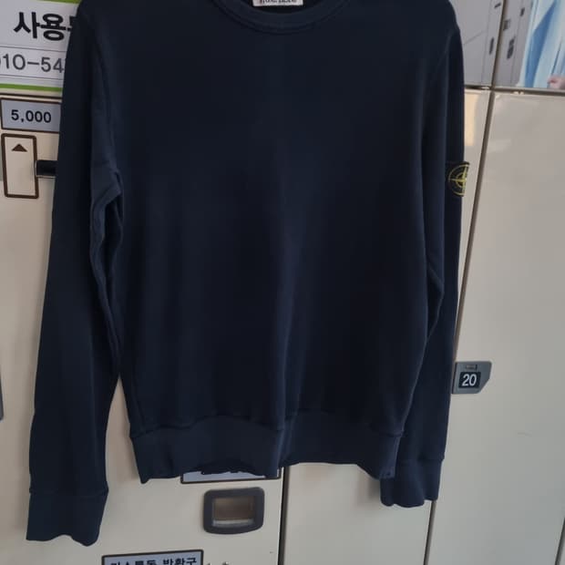 스톤아일랜드 네이비 맨투맨 L
