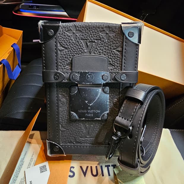 루이비통 버질아블로 s락 토리옹 버티컬 트렁크 크로스백