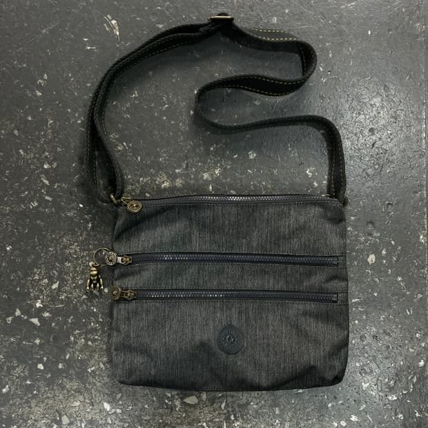 키플링 신형 크로스백