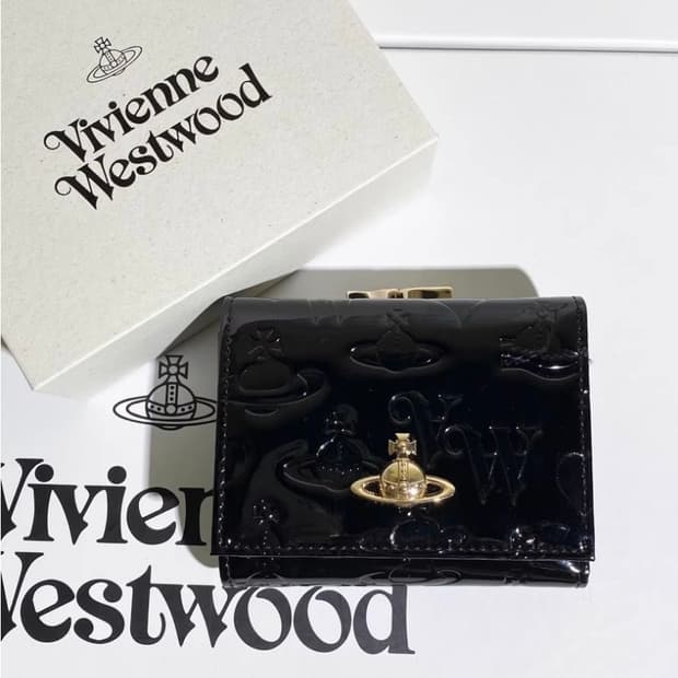 비비안웨스트우드 아카이브 금장 orb 펀칭 블랙레더 하프월렛 반지갑