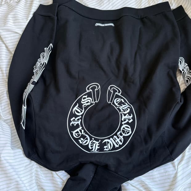 크롬하츠 Chrome Hearts Horseshoe Hoodie 판매 x