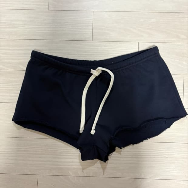 뉴뉴 네이비 코튼 숏팬츠