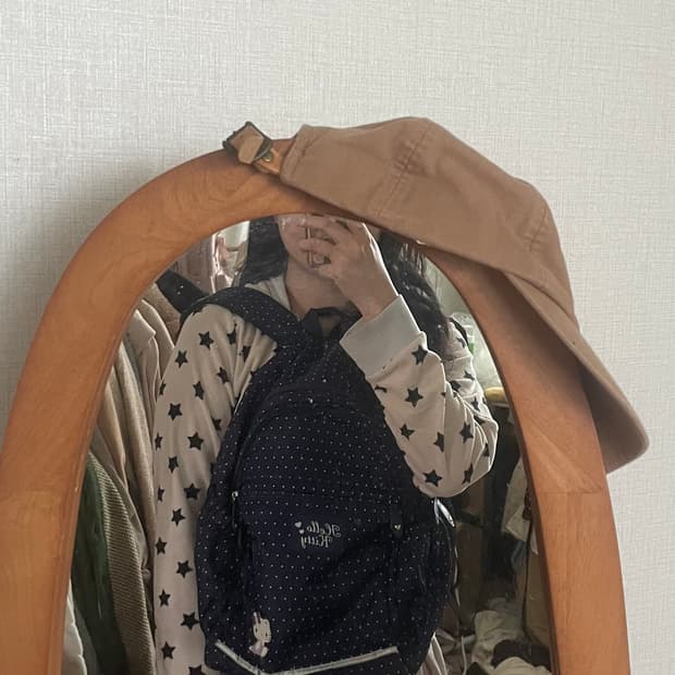 모리걸 빈티지 헬로키티 hello kitty 네이비 도트 백팩💙🤍