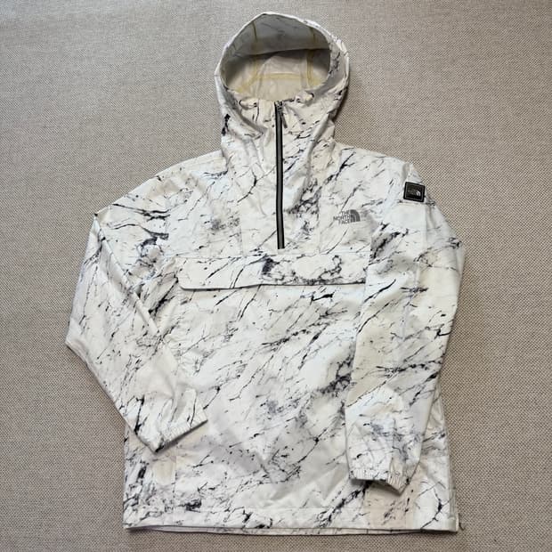 노스페이스 데이 컴팩트 쉴드 아노락