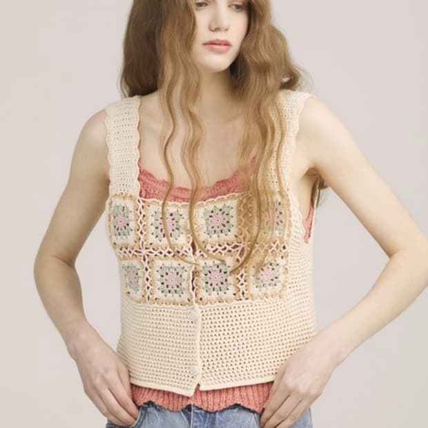 새상품 써스데이아일랜드 플라워 뷔스티에