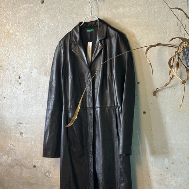 44-55 ) BENETTON Leather Flare Coat