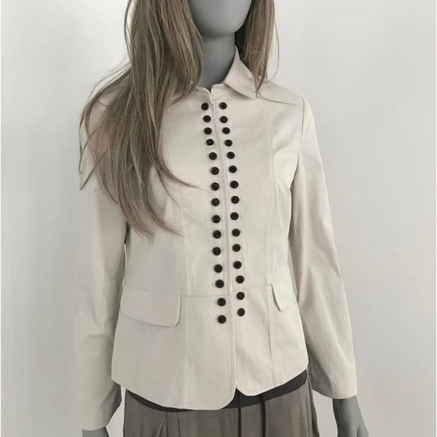 (구해요!) 산코파퓨엘라 멀티플 버튼 자켓 베이지