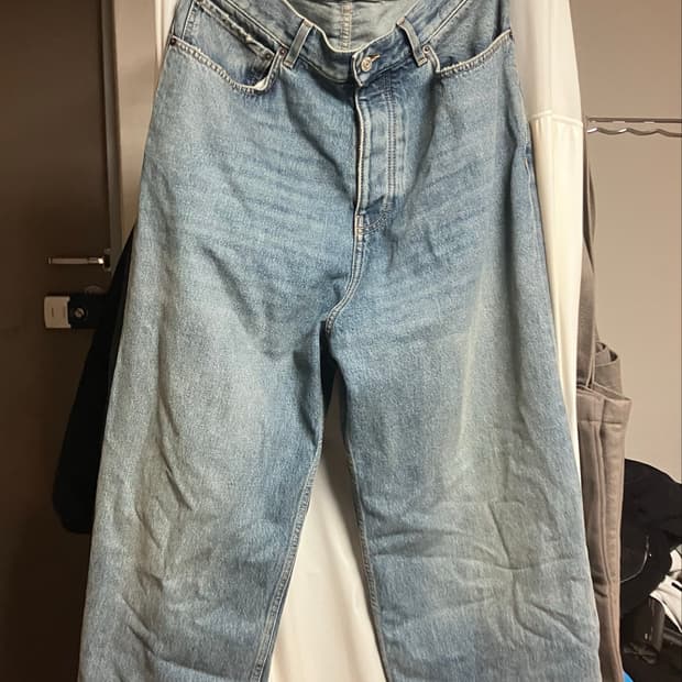 발렌시아가 가드로브 데님