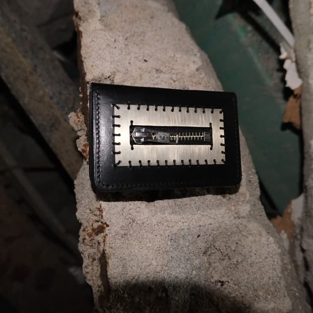 Bull Leather wallet 01