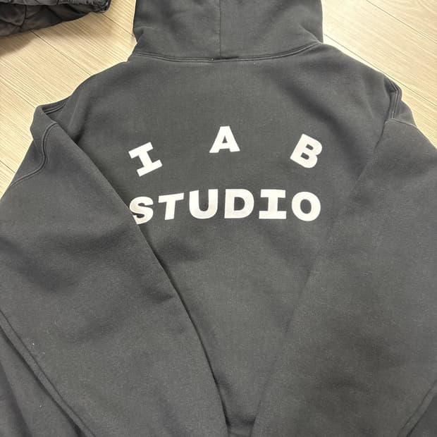 아이앱스튜디오 22ss 추리닝 셋업