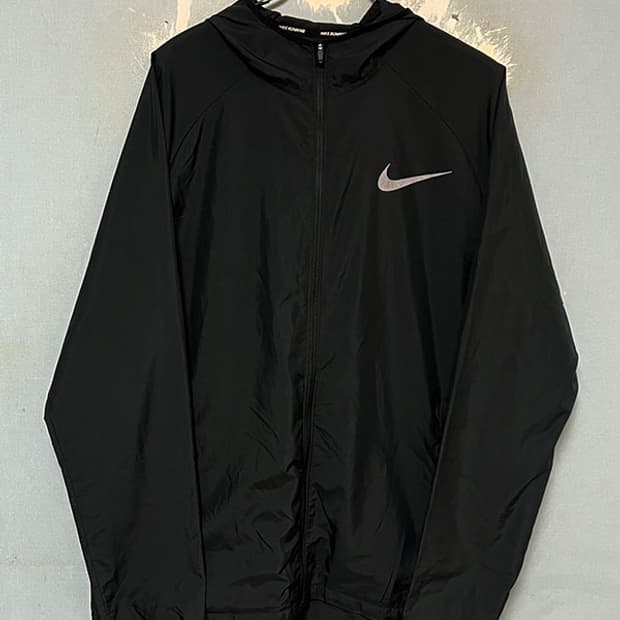NIKE 나이키 남자 에센셜 후디 경량바람막이 블랙 여름 XL 105