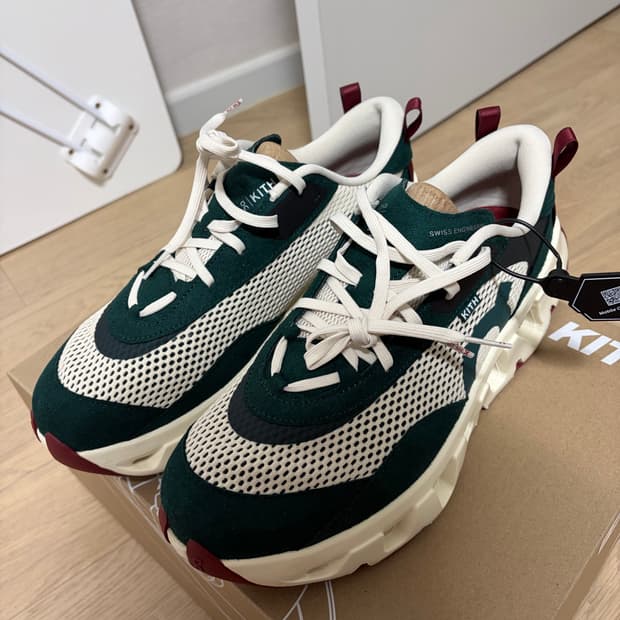 키스 온러닝 테크2 스피룰리나발리 43사이즈 275