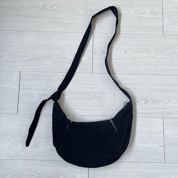 xlim ep.2 01 bag BK