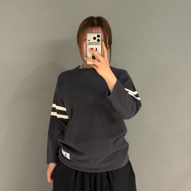 Coen arm line detail tee