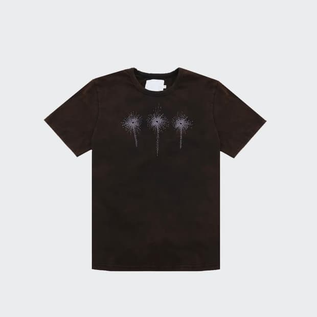 음양 Wild Flowers Embroidery T-shirt