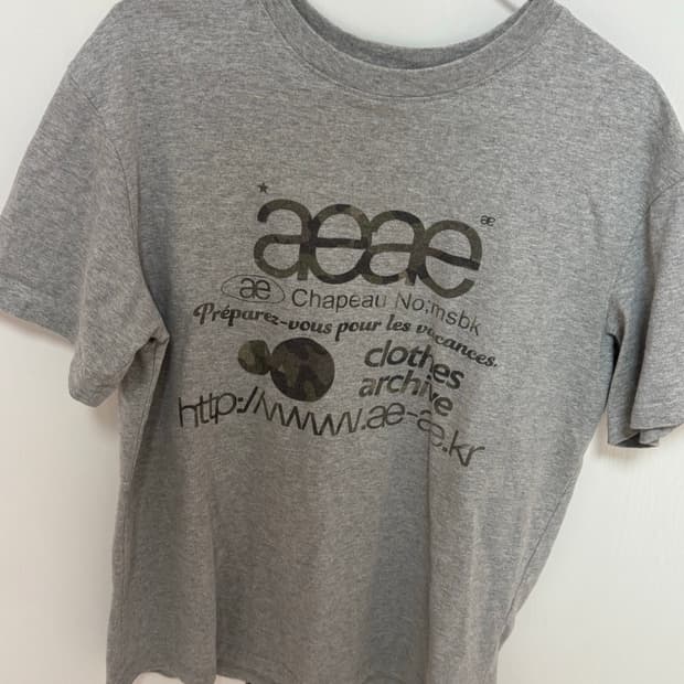 에이이에이이 웹 로고 티셔츠 멜란지 그레이 & 카모