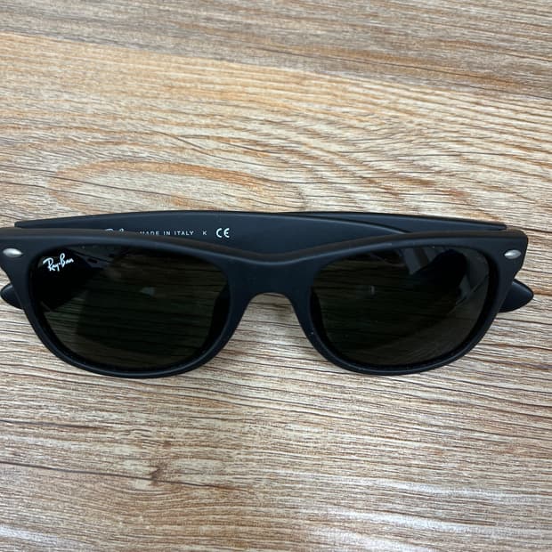 레이벤 rb2132 f 52사이즈 무광 선글라스