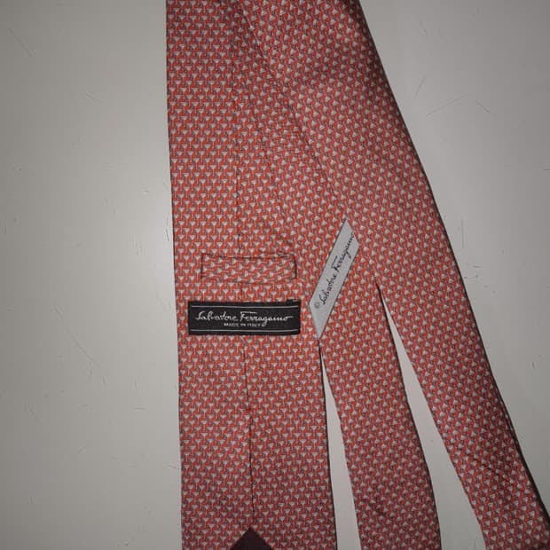 페라가모 넥타이