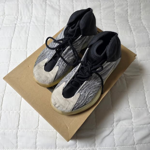 (중고) 아디다스 이지 퀀텀 라이프스타일 280사이즈