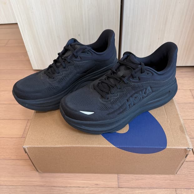 [305] 호카 본디 9 블랙 2E