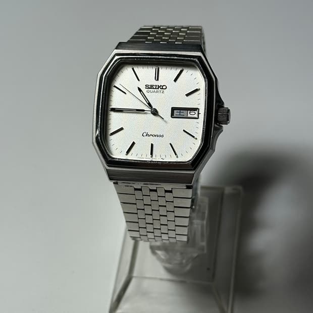 SEIKO quartz chronos