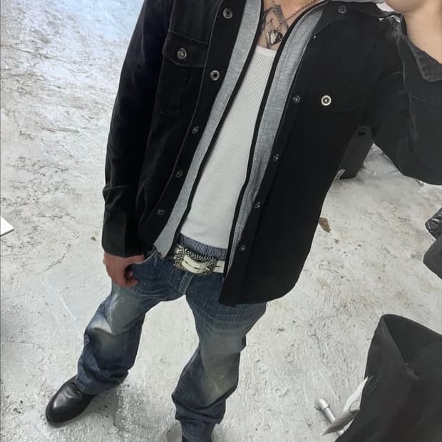 Oval dice layered hood jacket