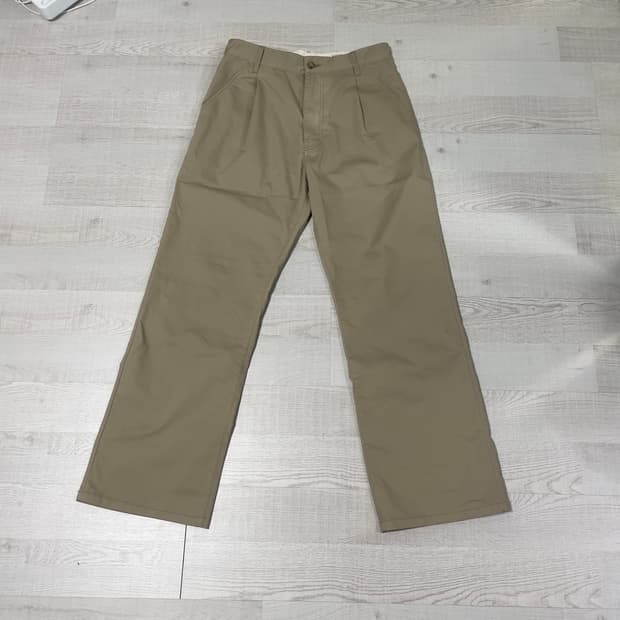 s) 홀리선 원턱 베이지 치노팬츠