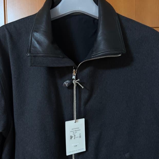 헤릴 25fw 코튼 트윌 위캔드 자켓 블랙 3사이즈