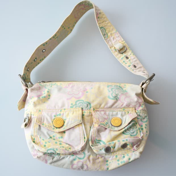 flower shoulder bag