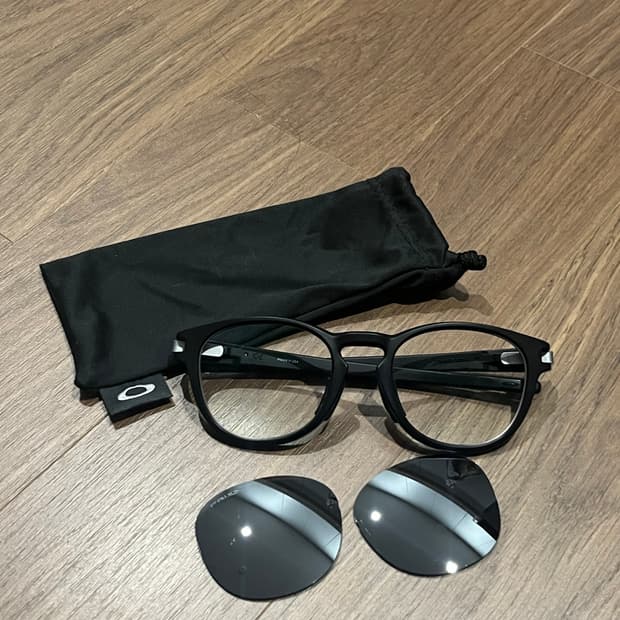 오클리 래치 블랙 이서진 선글라스