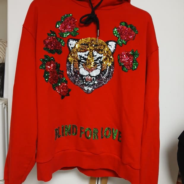 구찌 호랑이 스팽글 후드티 100