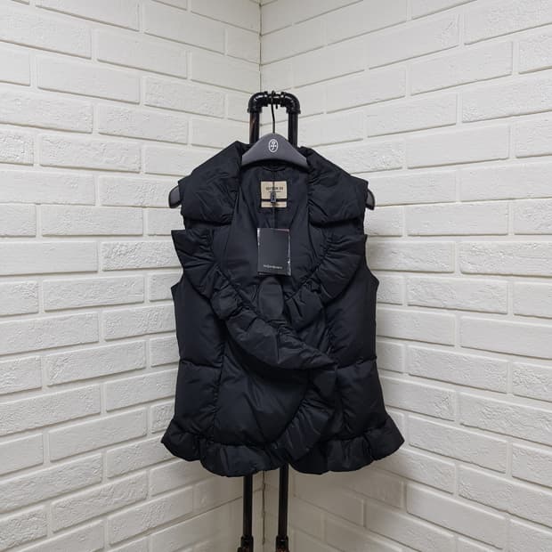 [38/미사용/정품] 생로랑 구스 푸퍼 패딩조끼